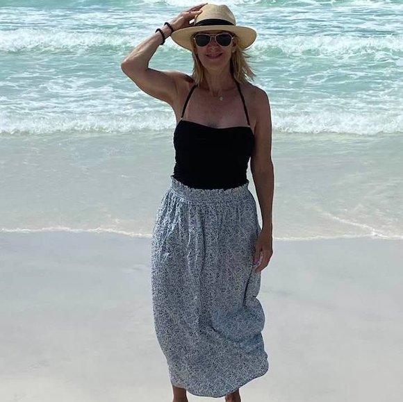 Meet your Posher, Karen - Picture 1 of 1